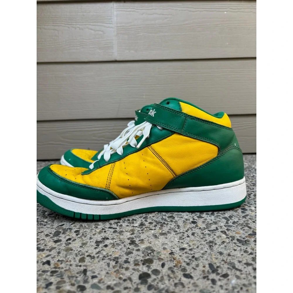 Reebok NBA Boston Celtics High Top Sneakers Yellow Green Mens 10.5 4-110842